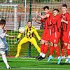 Treffsicher: Tomas Masek (Nr. 6) bringt den FC Tiengen 08 mit diesem Freistoß in Führung und legt damit die Basis zum 3:1-Sieg des ...