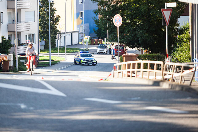 Auch die Zufahrt über die Riedstraße wurde durch die Polizei gesperrt.