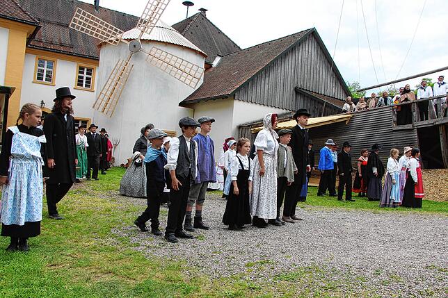Bild 15: Freilichttheater Riedern am Wald kann starten