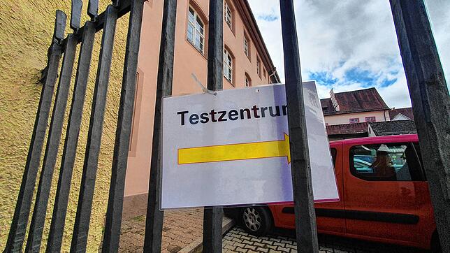 Aus im Villinger Rathaus-Hof: Die Kommunalpolitik hat die städtischen Corona-Tests beendet.