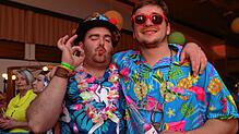 Bild : Papi's Pumpels: schrille Party im 70er Jahre-Look