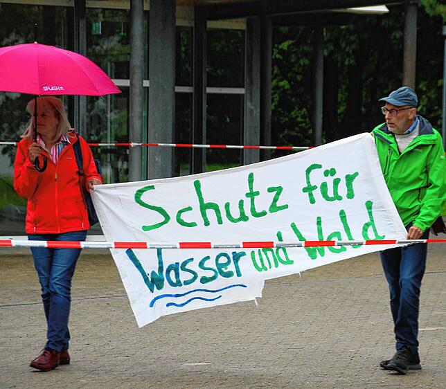 Ein generell besserer Schutz für Wasser und Wald ist eine Kernforderung der Klimaaktivisten.