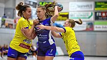 Zeit für Wiedergutmachung: Am Samstag empfängt der SV Allensbach (links Kyra Teixeira da Silva, rechts Katharina Bok) den TuS ...