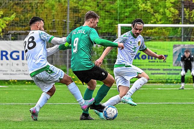 Bild 15: FC Zell gewinnt Pokal-Viertelfinale beim SV Herten mit 1:0 – wir haben Fotos!