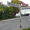 Für die Mittelzeller Straße auf der Reichenau, zwischen Sparkasse und Schloss Königsegg, schlägt die Verwaltung eine Temporeduzierung ...