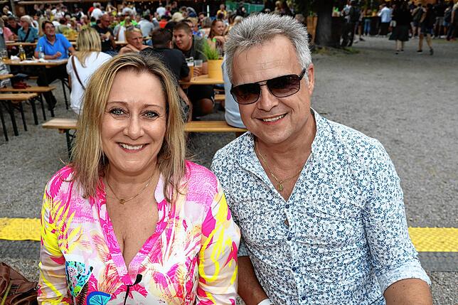 Bild 29: Das Seenachtfest 2023 startet durch! Immer mehr Besucher strömen auf das Festgelände