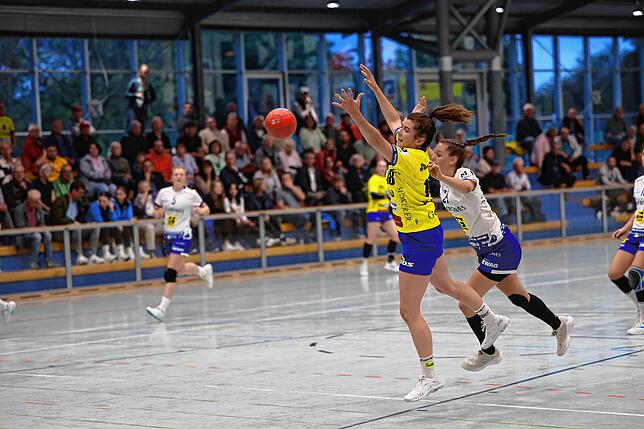 Bild 12: Der SV Allensbach gewinnt gegen die SG Mintraching/Neutraubling. Unsere Bildergalerie zur Partie!