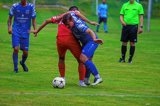 Bild 17: Spvgg. Wutöschingen siegt 4:1 beim FC Dettighofen – und wir haben Bilder!