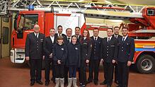 Die Freiwillige Feuerwehr Meersburg freut sich auch 2018 wieder über etliche Beförderungen und Neuaufnahmen und ist stolz auf Daniel ...