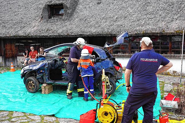Bild 6: Buntes Programm zur „Langen Nacht der Feuerwehr“