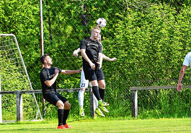 Bild 25: FC Erzingen siegt mit 6:3 bei der Spvgg. Brennet-Öflingen &ndash; und wir haben die Bilder!