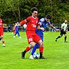 Sandro D‘Acunto (rotes Trikot) vom VfB Villingen und der St. Georgener Gianvito Romeo bei einem Zweikampf. Im Top-Spiel setzte sich der ...