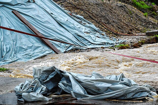 Bild 16: Wieder Hochwasser: So sieht es gerade an der L194-Baustelle beim Stockacher Freibad aus