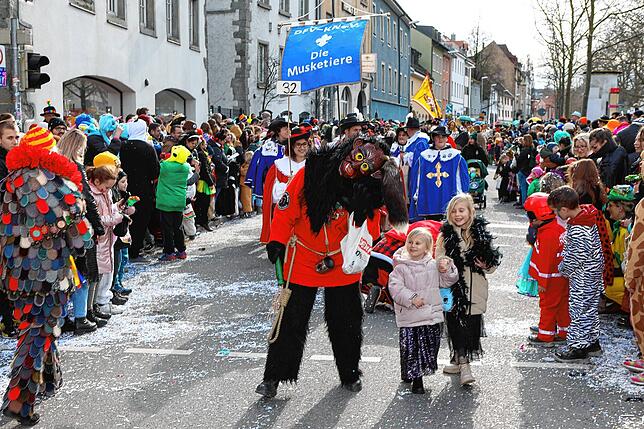 Bild 28: Großer Narrenumzug 2024 in Konstanz &ndash; die besten Bilder gibt&lsquo;s hier &ndash; Teil 3
