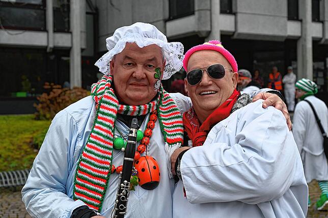 Bild 11: So schön war der Schmutzige Donnerstag in Lauchringen - Die schönsten Narren-Bilder des Tages!