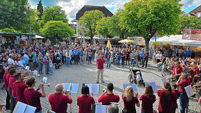 Das 47. Überlinger Promenadenfest wurde mit musikalischen Darbietungen eröffnet.