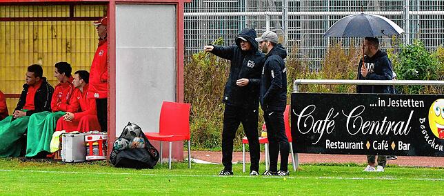 Bild 12: SV Jestetten besiegt den FC RW Weilheim mit 3:0 &ndash; und wir haben Bilder!