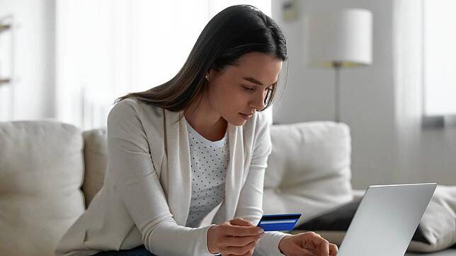 Schnäppchen im Internet sind zwar verlockend, sollten aber auch vorsichtig machen. Bevor der Kunde die Kreditkarte zückt und zahlt, ...