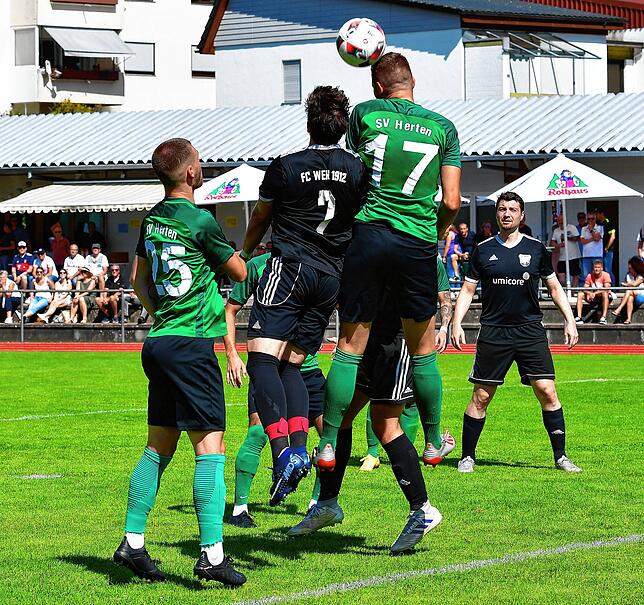 Bild 23: Aufsteiger SG FC Wehr-Brennet unterliegt unglücklich mit 2:3 gegen den SV Herten &ndash; und wir haben Bilder vom Spiel!