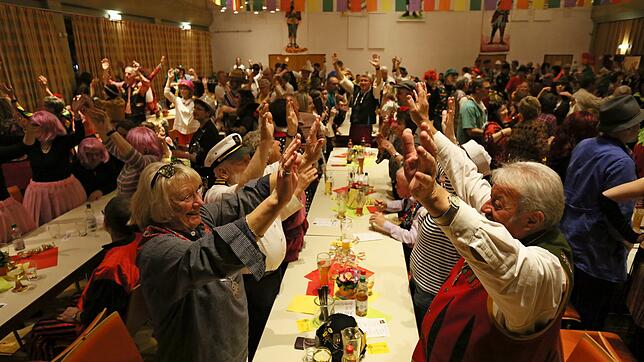 Hoch her ging es bis zum Ende im Saal des Bürgerhauses &ndash; da war es bereits weit nach Mitternacht.