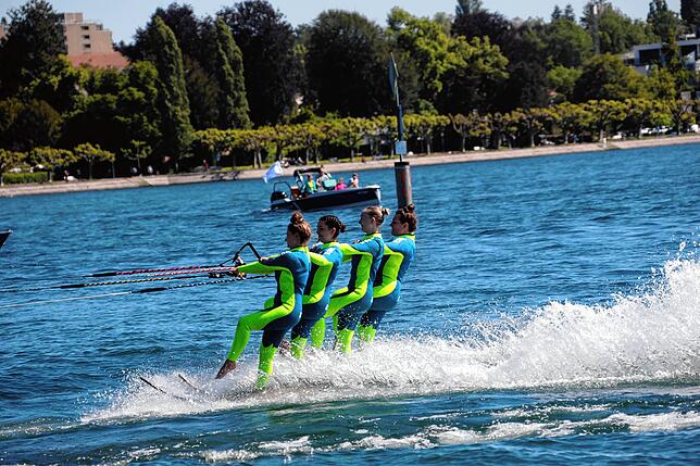 Bild 2: Spektakulär! Die besten Fotos der Wasserski-Show im Konstanzer Trichter
