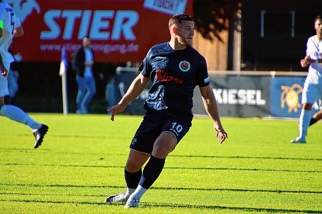 Bild 19: Fünf Tore und viele Zweikämpfe: Unsere Bilder des Oberliga-Duells zwischen Ravensburg und Singen