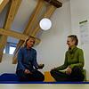 Sozialpädagogin Ulrike Neumann (links) und Martina Fahlbusch-Nährig, Leiterin des Familientreffs Kunkelhaus, freuen sich, einen neuen ...