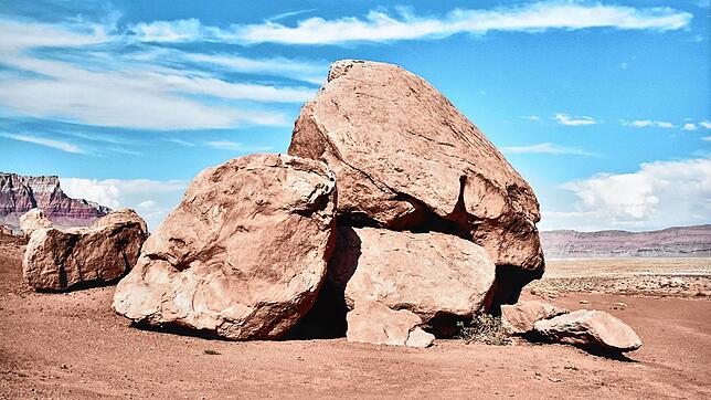 Tino Kukulies&lsquo; &bdquo;Rock Point II&ldquo; (C-Print, 2020).