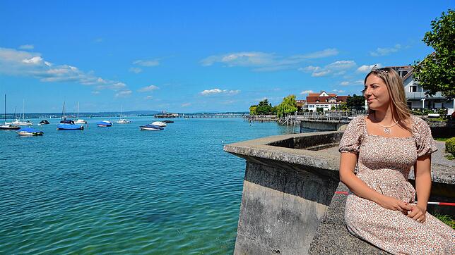 Als echtes Seekind genießt Elin Arnold den Blick von Hagnau auf den Bodensee.