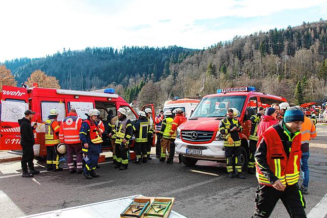 Bild 1: Brand im Kindergarten: Kinder in Sicherheit - News