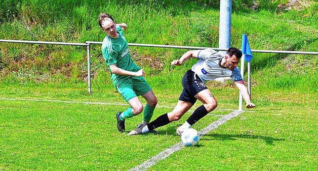 Bild 40: SV Buch besiegt SV Waldhaus im Derby mit 4:0 – und wir haben Fotos!