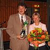 Glückwünsche zur Wiederwahl 2004. Von links: Thomas und Doris Fechtig mit Landrat Bernhard Wütz.