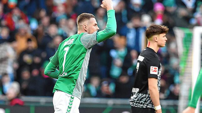 Werders Marvin Ducksch jubelt über sein Elfmeter-Tor zum 1:0.