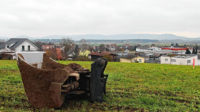 Am Schützenberg in Donaueschingen wird aktuell der vierte Bauabschnitt des Wohngebietes erschlossen. Bislang liegen der Verwaltung acht ...