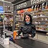 Nur fürs Foto hat Svetlana Gatsenbiller die Maske abgenommen.