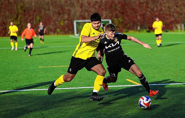 Bild 3: Die besten Bilder der Bezirksliga-Partie zwischen dem TSV Konstanz und dem SV Mühlhausen