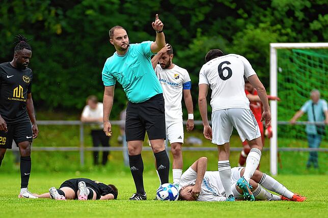 Bild 23: SV 08 Laufenburg verpasst den Aufstieg beim ESV Südstern Singen mit 1:4 – und wir haben Bilder!