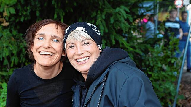 Bild 36: Tausende Fans kommen zu den Ärzten ins Bodenseestadion. Hier sind die Bilder des Abends
