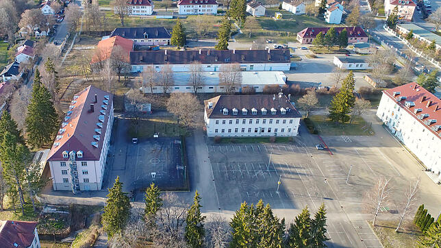 Hier soll die Realschule gebaut werden: Im neuen Stadtviertel "Am Buchberg" wird für 28 Millionen eine Neubau entstehen. Doch es gibt ...