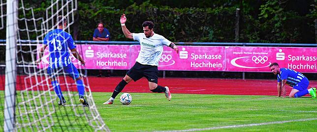 Bild 32: SG FC Wehr-Brennet gewinnt Pokal-Derby gegen SV Schopfheim mit 7:0 &ndash; und wir haben Bilder!
