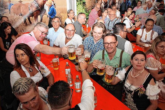 Bild 11: Auftakt des Heimatfest Sichelhenke in Bohlingen