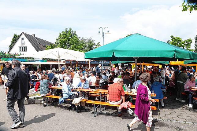 Bild 24: So stimmungsvoll endet das Reichenauer Wein-und Fischerfest 2025