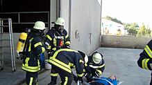 Eine erfolgreiche Hauptprobe absolvierte die Freiwillige Feuerwehr Inzigkofen mit ihren drei Abteilungen beim Brandobjekt der Firma BS ...