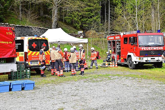 Bild 23: Schwarzwaldbahn: 250 Einsatzkräfte proben Ernstfall im Sommerauer Tunnel