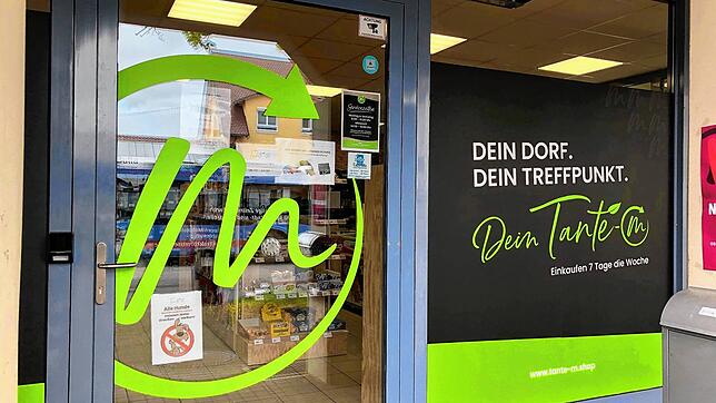 Hier geht es rein in den Tante-M-Laden: Geöffnet ist derzeit an sieben Tagen die Woche jeweils von 6 bis 22 Uhr.