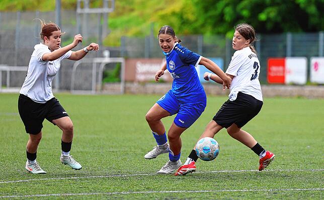 Bild 19: Unsere große Bildergalerie vom Oberliga-Spiel der B-Mädchen des Hegauer FV gegen den FV Deuchelried