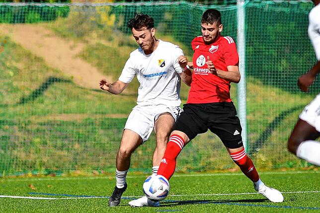Bild 38: Fußball-Landesliga: SV 08 Laufenburg gewinnt beim SV Au-Wittnau mit 4:2 - und wir haben Bilder!