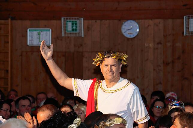 Bild 24: Die Mondfänger vom Untersee begeistern beim Narrenspiegel in Wangen.