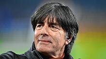 Der ehemalige Bundestrainer Joachim Löw hat seinen Kollegen Christian Streich vor dessen bevorstehendem Abschied vom SC Freiburg in den ...