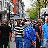 In den Nachmittagsstunden waren die Fußgängerzonen in der Singener Innenstadt voller Menschen, die den verkaufsoffenen Sonntag mit dem ...